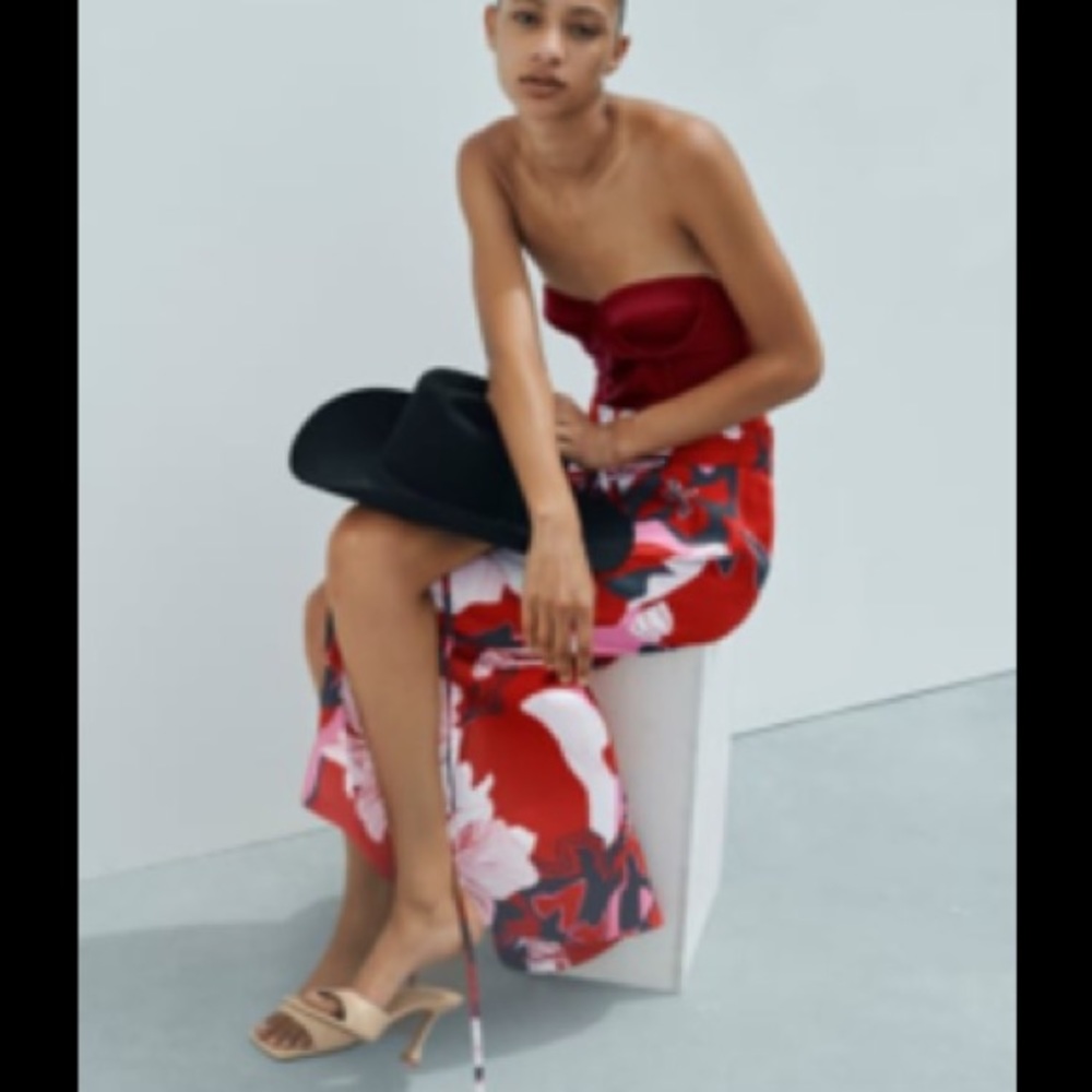 Zara floral midi skirt